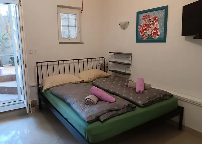 Appartement Budget-studio Fuer Zwei Personen By Interhome *